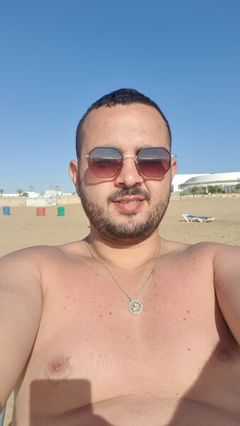 ,   Maroine, 31 ,   ,   , c 