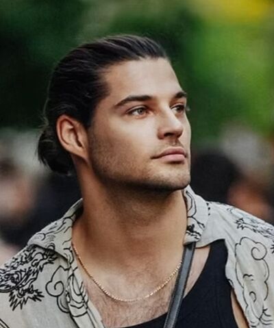  -,   Merfi, 27 ,   ,   