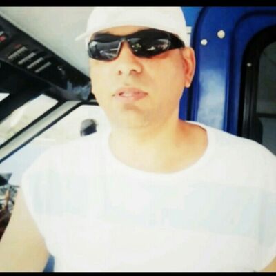  ,   Alex, 46 ,   ,   , c 