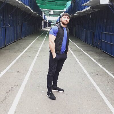  ,   Alek, 32 ,   ,   , c 