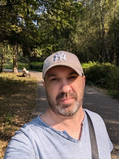  ,   Nicolas, 46 ,     , c 