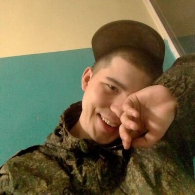  ,   Ruslan, 24 ,   ,   