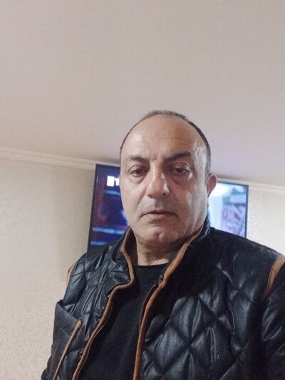  ,   Elcin, 60 ,     , c 