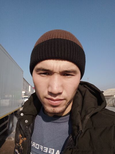  ,   Islomjon, 30 ,   ,   