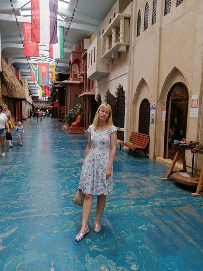  ,   Yana, 32 ,   ,   