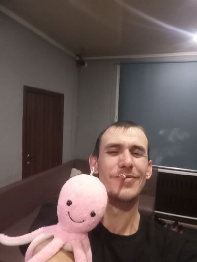  ,   Konstantin, 35 ,   ,   