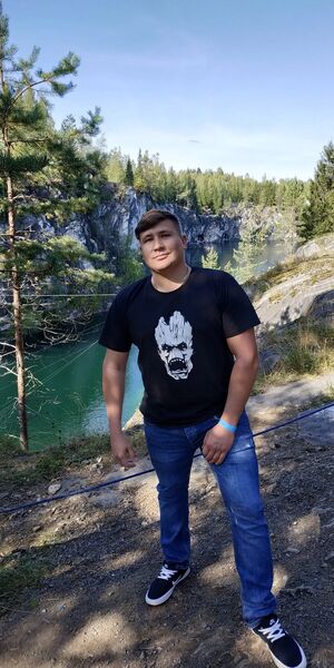  -,   Bogdan, 32 ,   ,   , c 
