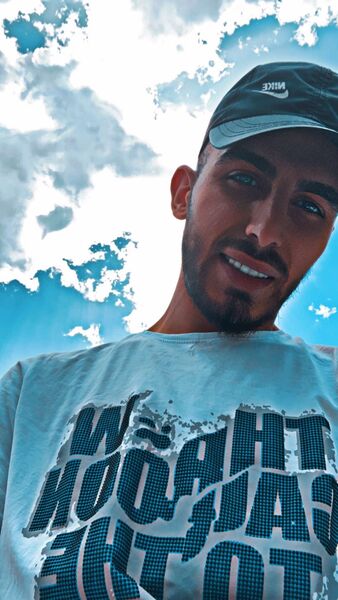  ,   Zeyad, 25 ,   ,   