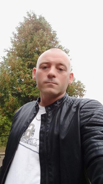  ,   Pavel, 38 ,   ,   