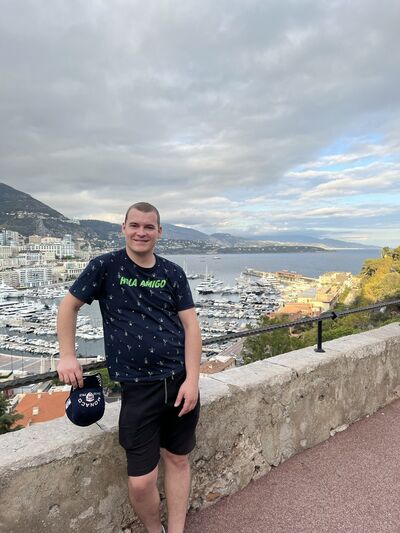  ,   Mark, 33 ,   ,   , c , 