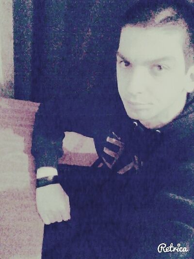  ,   Kosta, 31 ,   ,   , c 