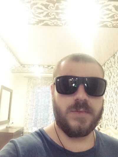  ,   Stas, 38 ,   