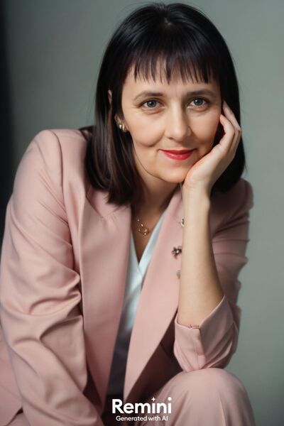  ,   Maria, 44 ,   ,   