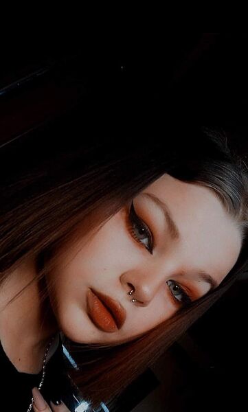  ,   Alina, 22 ,   ,   