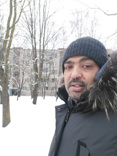  ,   Ali, 50 ,   