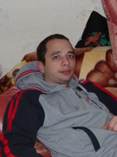  ,   Evgheni, 36 ,   