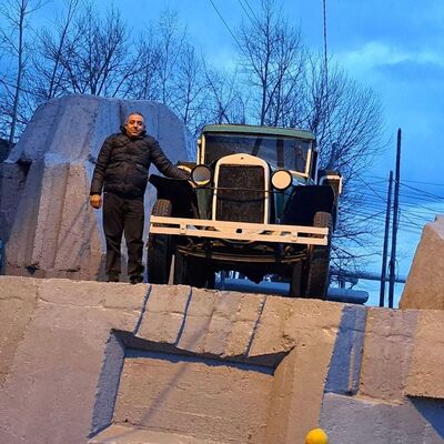  ,   Narek, 35 ,   ,   
