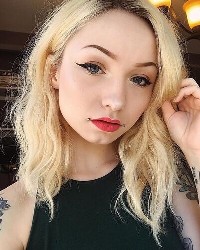  ,   Anna, 32 ,   ,   , c 