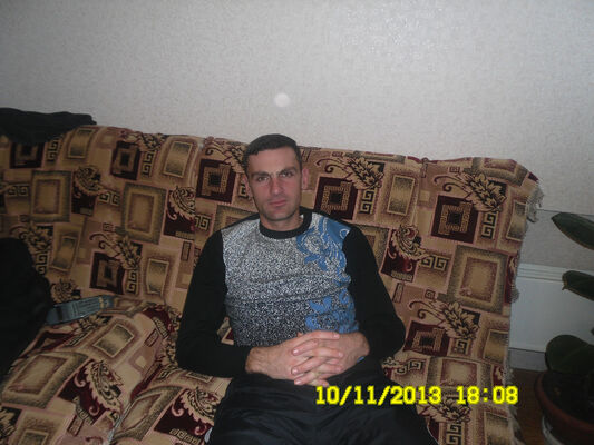  ,   Davo, 35 ,   