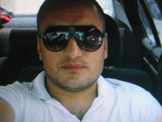  ,   Vartan, 52 ,   ,   , c 