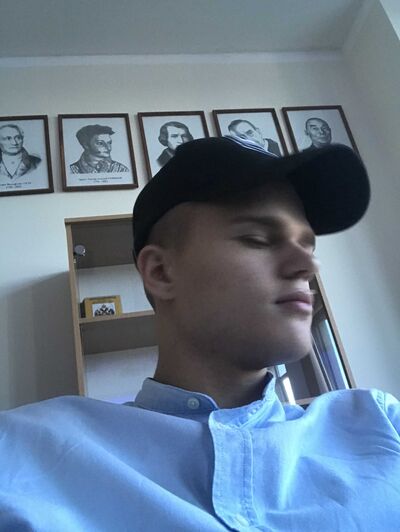  ,   Vasiliy, 19 ,   ,   