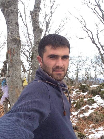  ,   Artur, 35 ,   ,   