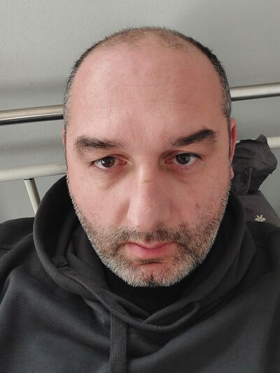  ,   Zaz, 43 ,   ,   
