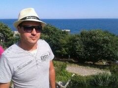  ,   Ruslan, 38 ,   ,   , c , 