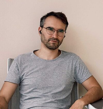  ,   Rafael, 35 ,     , c 