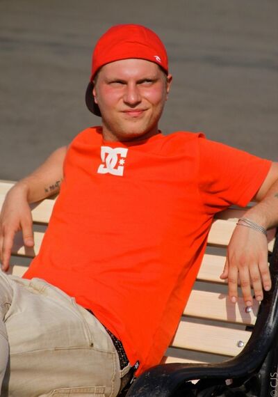  ,   Vitaly, 37 ,   ,   , c 