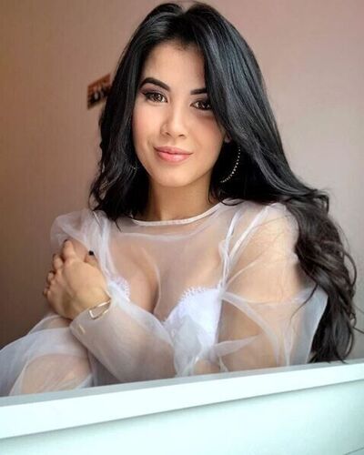 ,   Alena, 27 ,   ,   , c , 