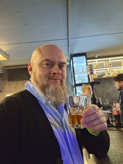  ,   Oleg, 43 ,   ,   , c , 