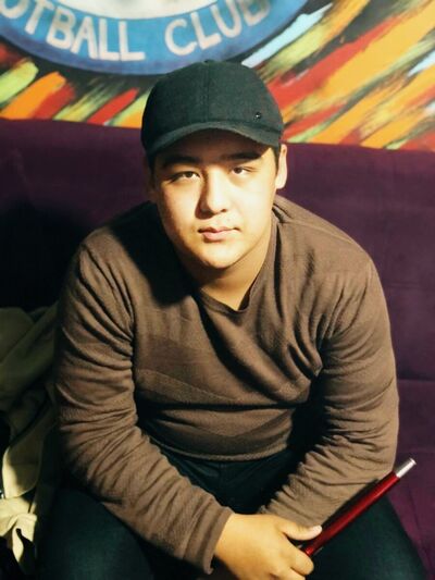  ,   Hayotbek, 26 ,   ,   , c 