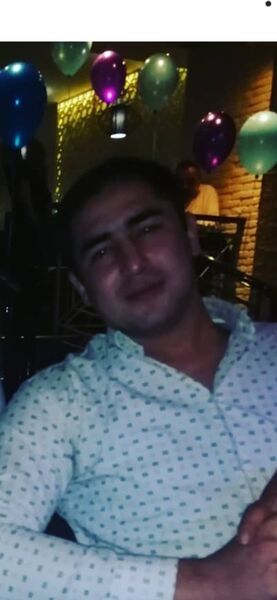  ,   Artur, 28 ,   ,   
