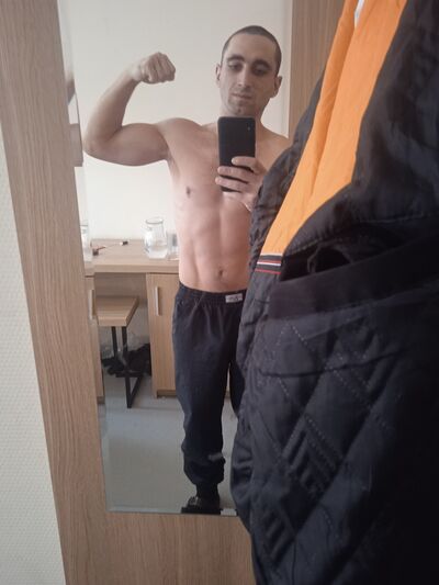  ,   Guram, 27 ,   