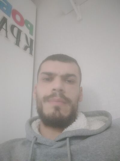  ,   Robert, 28 ,   ,   