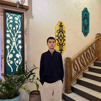  ,   Bogdan, 19 ,     