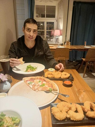  ,   Slava, 33 ,   ,   , c 