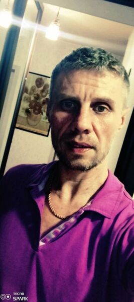  ,   Kira, 42 ,   ,   