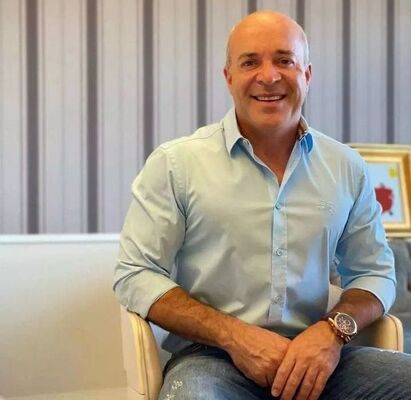  ,   Albert, 59 ,   c 