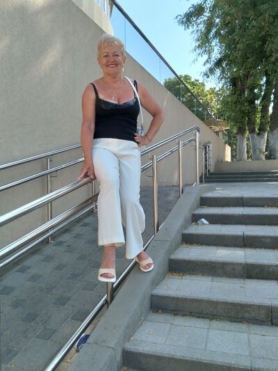  ,   Galina, 62 ,   c 