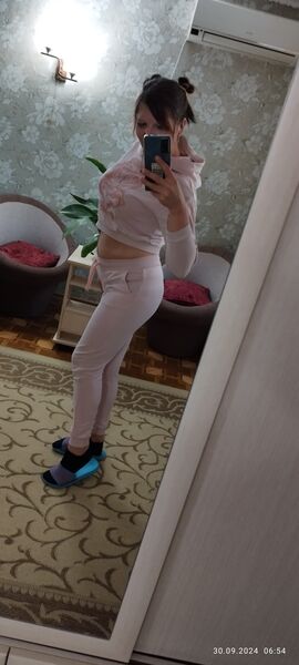  ,   Lana, 40 ,   ,   , c , 