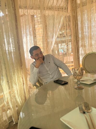  Antony,   , 30 ,   ,   