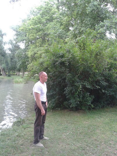  ,   Sacha, 54 ,   ,   , c 