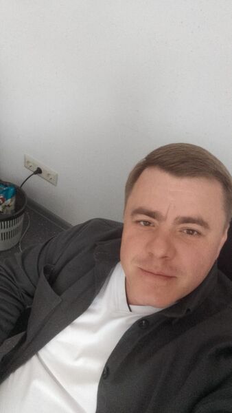  ,   Alex, 39 ,   ,   