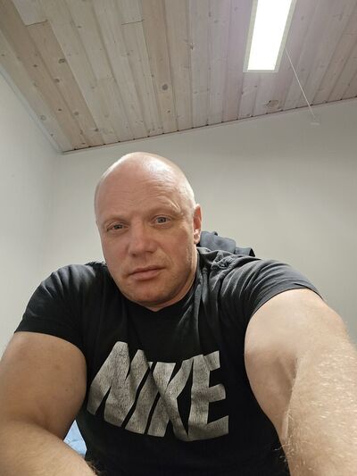  ,   Artyr, 47 ,   