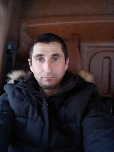  ,   Sergiu, 41 ,   ,   