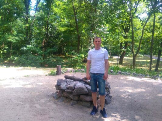  ,   Anatolii, 38 ,     , c 