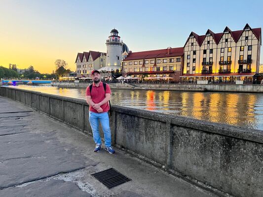  --,   Pavel, 33 ,     , c 