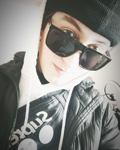  ,   Angel, 27 ,   